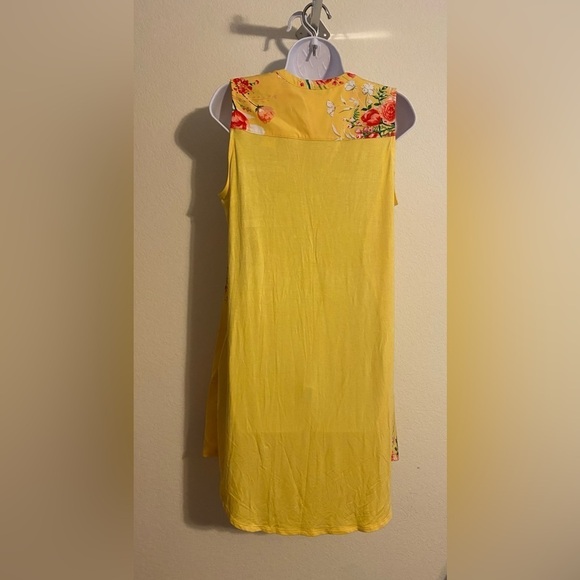 NEW 💛 Mellow Yellow NY&CO dress with pockets!! 💛 - Picture 2 of 5